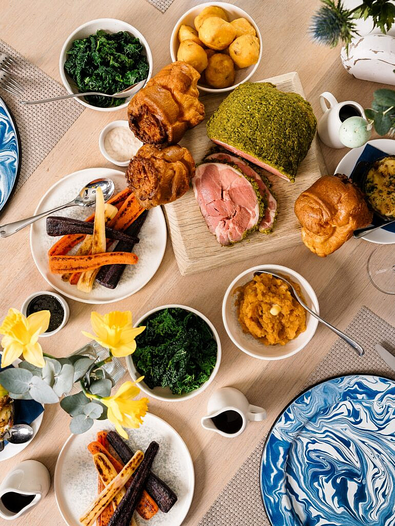 Sunday Roast at The Idle Rocks