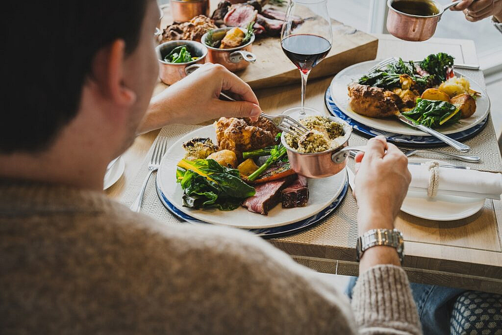 Sunday Roast at the Idle Rocks
